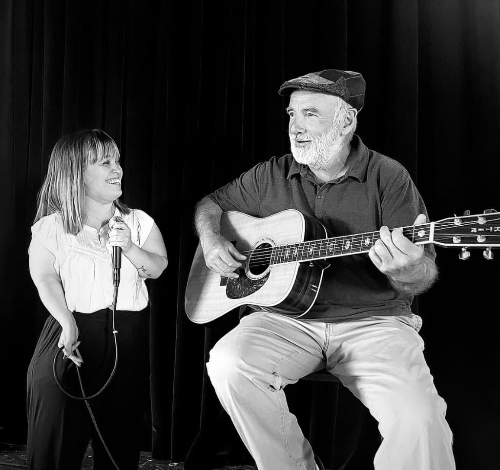 The Zach & Lyndsey Show: Lyndsey Hawkes on vocals and Zach MacDonald on Martin guitar